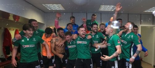 Lincoln City beat Burnley to set up a 'David vs Goliath' tie against Arsenal - mirror.co.uk