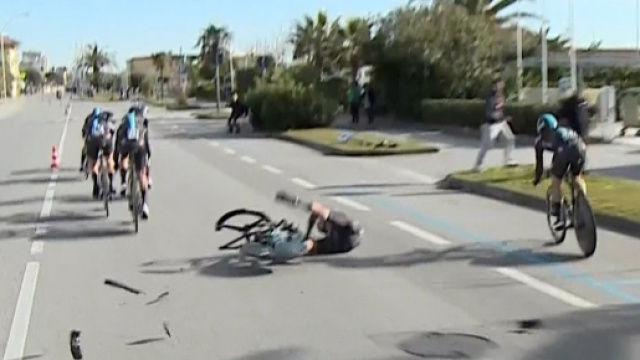 La brutta caduta di Gianni Moscon