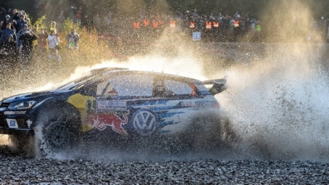 Rally del Messico partito in ritardo