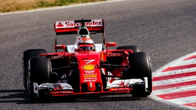 Test Montmel&ograve; - Un run di verifiche per Kimi | Scuderia Ferrari - ferrari.com