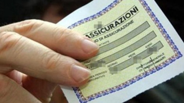 Vendeva polizze false sfruttando il nome del defunto ispettore Raciti - cataniatoday.it
