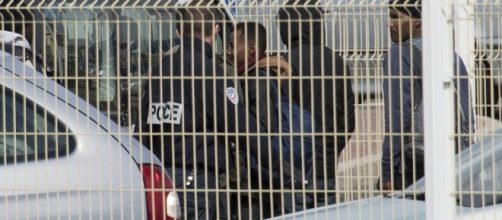 Does this mean France is letting migrants into Britain after ... - dailymail.co.uk