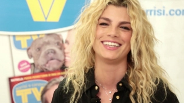 Gossip: il toccante messaggio di Emma Marrone ai protagonisti del serale di Amici 16.