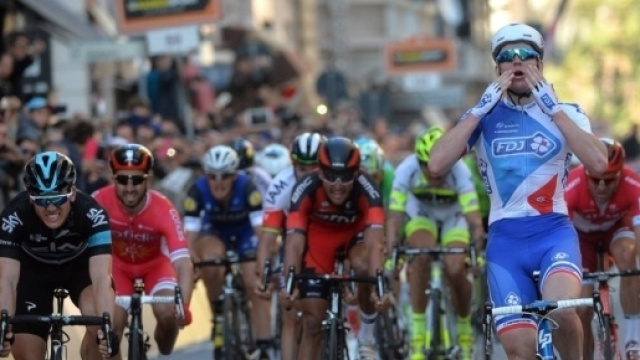 Un anno fa la vittoria di Arnaud Demare - Foto Ansa-Zennaro