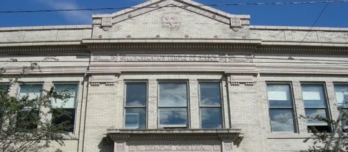 Photo via Wikimedia Commons by Joe Mabel / CC BY-3.0