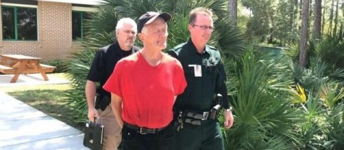 Richard Lloyd sets fire to Florida convenience store cause he ... - scallywagandvagabond.com