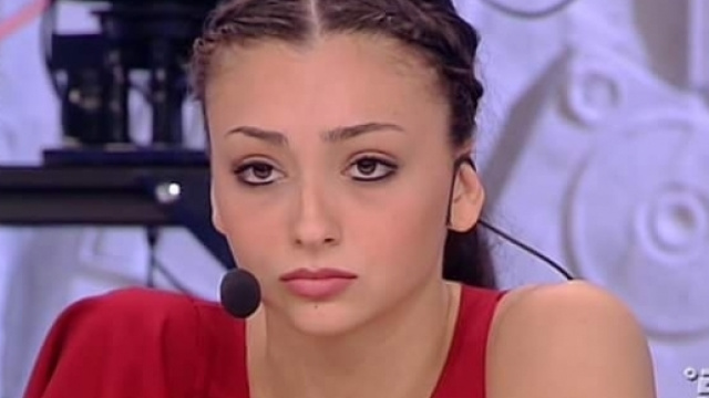 Amici 16: Giulia Pelagatti contro la produzione e i fratelli Peparini.