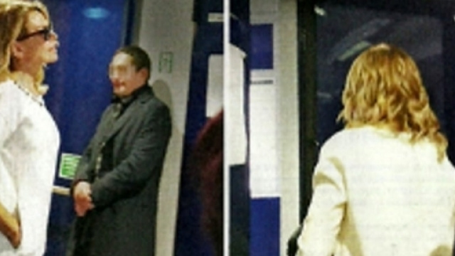 Barbara d'Urso in tribunale: &egrave; gelo con l'ex marito Michele Carfora - today.it