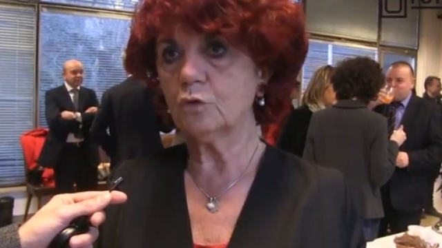 Scuola, le novit&agrave; annunciate dalla Fedeli su assunzioni e stipendi dei docenti.