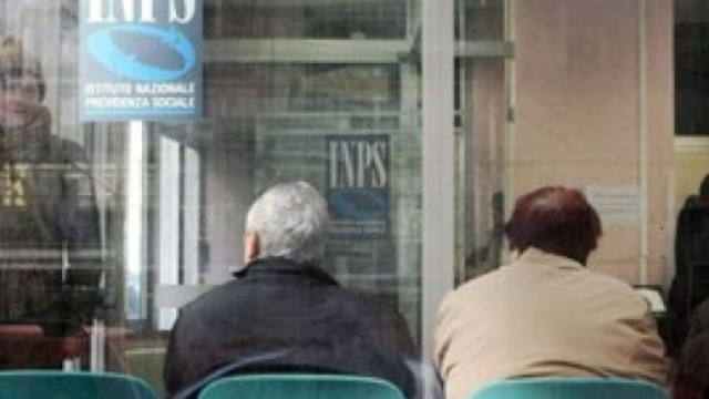 Inps, perch&egrave; a marzo molti pensionati con le pensioni tagliate?
