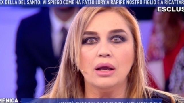 Lory Del Santo | Replica a Silvio Sardi | Domenica Live - gossipblog.it