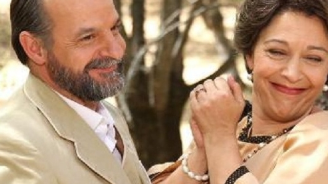 Nuovo matrimonio per Francisca e Raimundo nel sangue. Quest'ultimo sotto le macerie. Ecco le anticipazioni spagnole de Il Segreto.