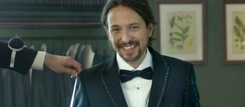 Pablo Iglesias posa con esmoquin para 'Vanity Fair' | Estilo | EL PA&Iacute;S - elpais.com