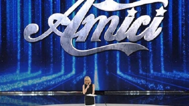 Amici 16, anticipazioni Serale 2017: quando inizia, giudici e nomi allievi prescelti