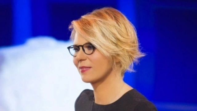 Amore pensaci tu lascia il posto a C'&egrave; Posta Per Te