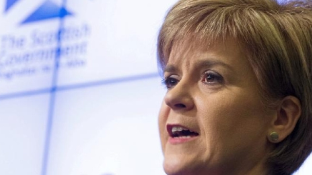 Nicola Sturgeon, la premier scozzese chiede un referendum