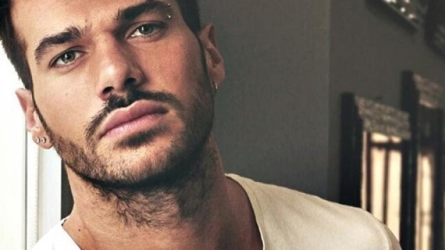 Claudio Sona su instagram parla della fine della sua storia con Mario Serpa