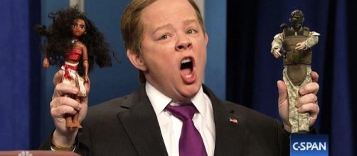Melissa McCarthy Returns as Sean 'Spicy' Spicer Defending Trump in ... - sostrenews.com