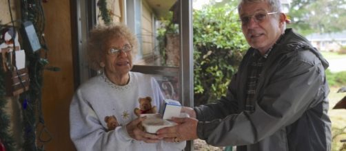 Volunteers make Meals on Wheels People possible | The Columbian - columbian.com