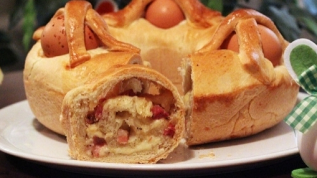 Casatiello Napoletano tipico di Pasqua