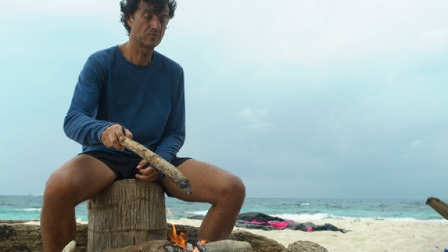 Isola dei Famosi: Giulio Base contro Simone Susinna