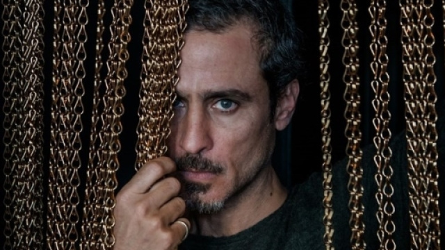 Isola dei famosi Raz Degan mente al gruppo