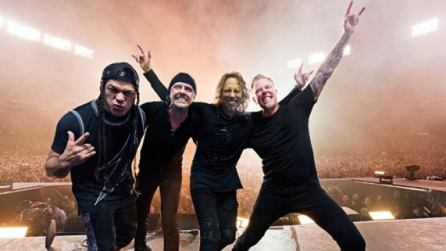 Review: Metallica, 'Hardwired... To Self-Destruct' - Rolling Stone - rollingstone.com
