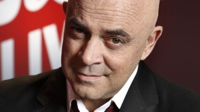 Fratelli di Crozza: come vedere la replica della terza puntata del 17 marzo