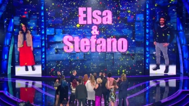 STANDING OVATION: SUCCESSO PER ANTONELLA CLERICI e RAI 1 ... - blogsocial.tv