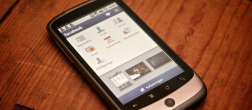 Comparisons were made between Facebook, Inc. (Nasdaq: FB) and Snap Inc. (NYSE: SNAP) on CNBC Trading Nation today / Johan Larsson, Flickr CC BY-SA 2.0