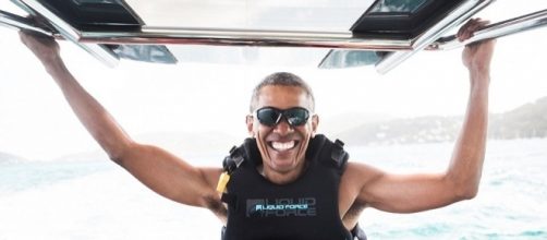 Barack Obama kite-surfs with Richard Branson in new photos | Daily ... - dailymail.co.uk