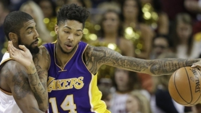 Luke Walton encouraged by Lakers' play in loss to Cavaliers, 119 ... - latimes.com