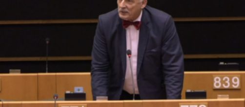 Weaker,&prime; &prime;smaller,&prime; &prime;less intelligent&prime; women deserve less than men, according to Korwin-Mikke - dw.com