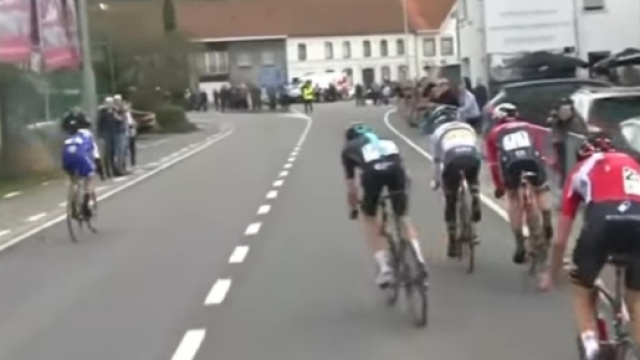 Matteo Trentin al'attacco nel finale della Kuurne Bruxelles Kuurne