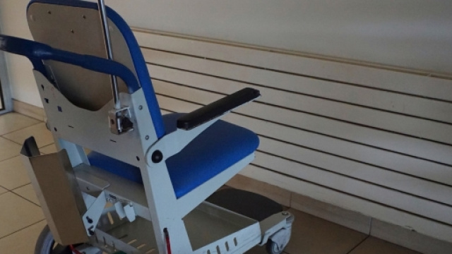 Pisa, presunti abusi alla 'Stella Maris': disabili malmenati