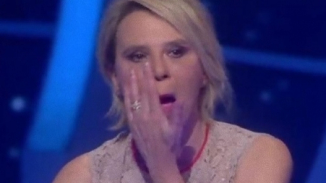 Un libro di Maria De Filippi bandito dalla biblioteca.