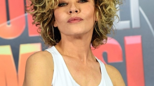 Eva Grimaldi contro Raz Degan perch&eacute; non condivide il cibo