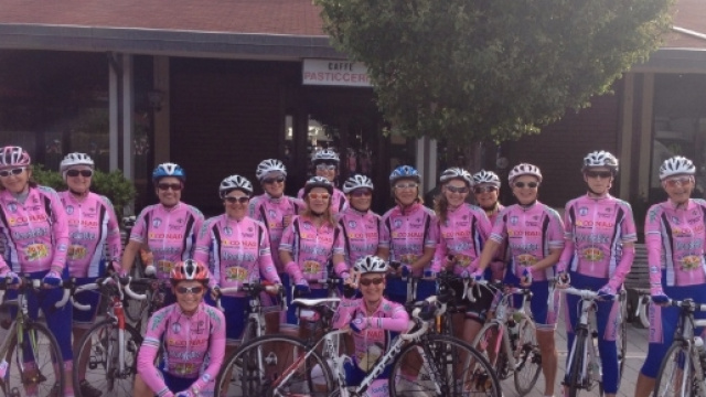 pu24.it- Quelle Pantere rosa pazze per la bici - pu24.it