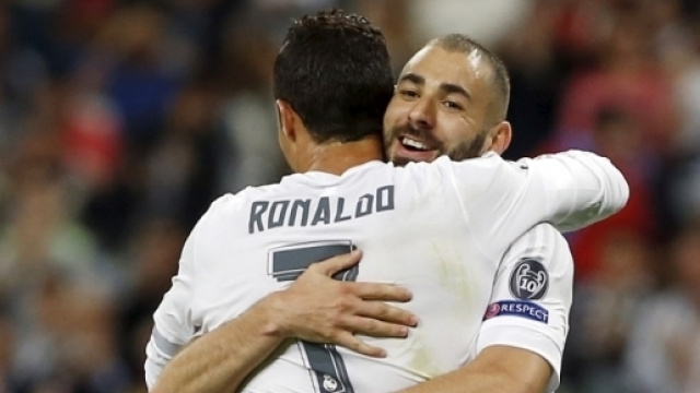 Real Madrid&nbsp;: Benzema couvert de cadeaux par CR7