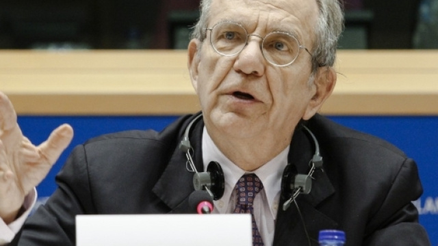 Riforma Pensioni, rinviato il vertice governo-sindacati, Padoan all'Eurogruppo, ultime news oggi 20 marzo 2017