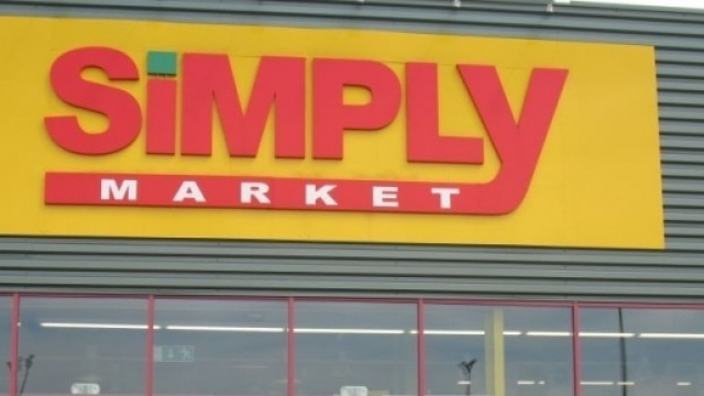 Simply Market assume personale