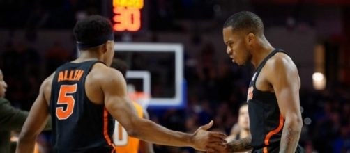 Florida Gators basketball suffers first home loss to Vanderbilt - gatorcountry.com