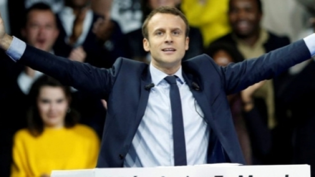 Emmanuel Macron &egrave; sempre pi&ugrave; favorito ad un mese dalle elezioni presidenziali in Francia