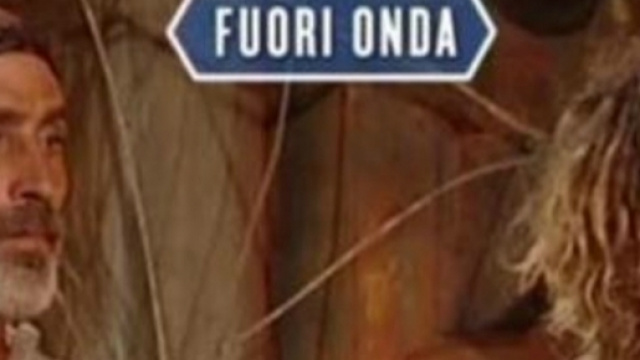 L'attrice potrebbe lasciare l'Isola questa sera.