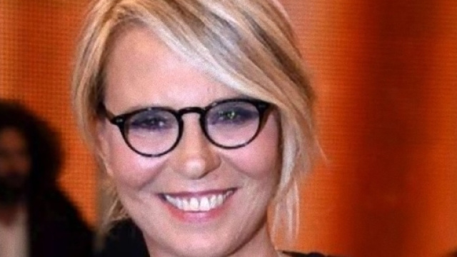 Maria De Filippi molto emozionata.