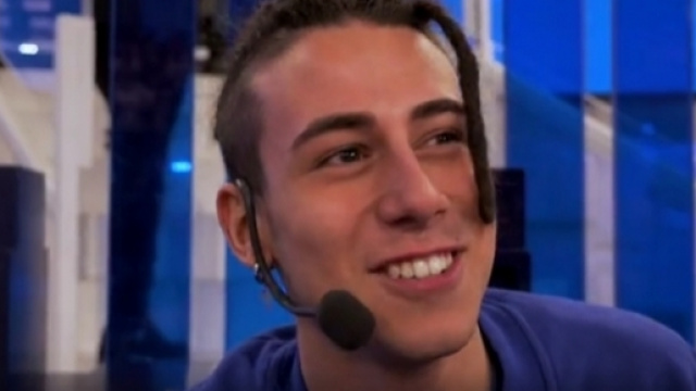 Michele, primo eliminato al serale di Amici 16.