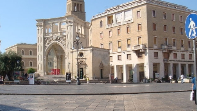 Ovale di Piazza Sant'Oronzo dove sorge il mosaico