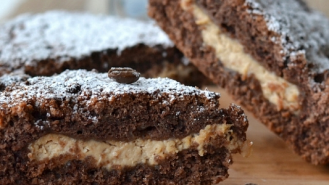 Crostata morbida al cacao con mascarpone e caff&egrave; | Chocolate tarts ... - pinterest.com