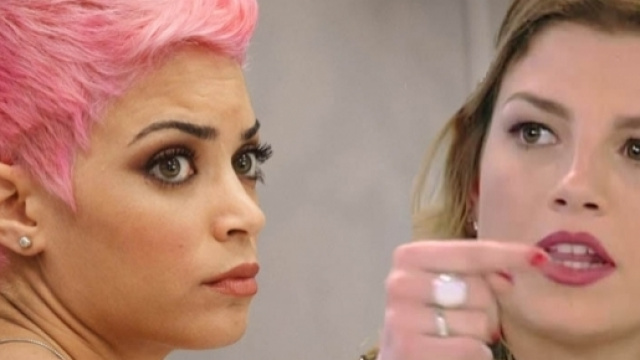 Gossip: Elodie Di Patrizi racconta perch&egrave; ha detto addio ad Emma Marrone.