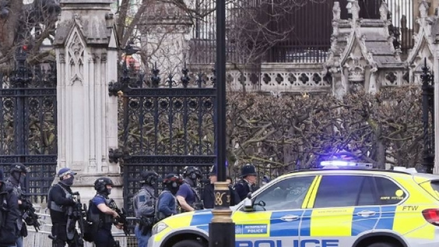 Attentato a Londra davanti a Westminster - Corriere.it - corriere.it